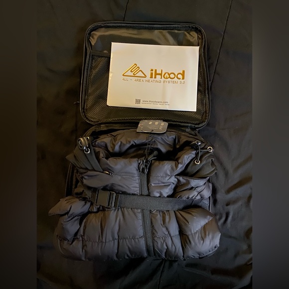 Men’s Heated Vest W/ Retractable Heating Hood - Picture 4 of 5